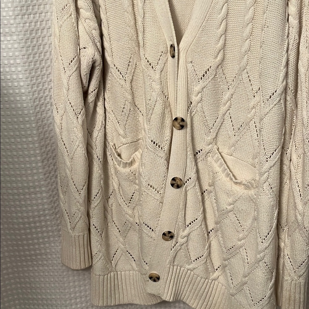 Crown & Ivy Cream Cable Knit Cardigan - Picture 6 of 7